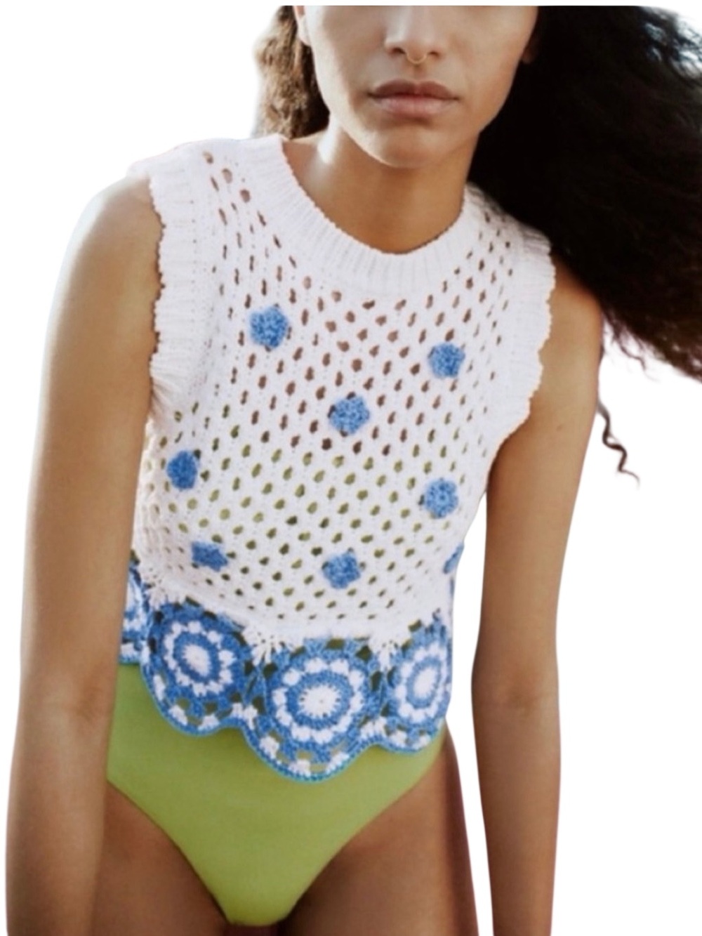 Zara Women’s Cream and Blue floral Crochet Scalloped Knit Tank in a size Small